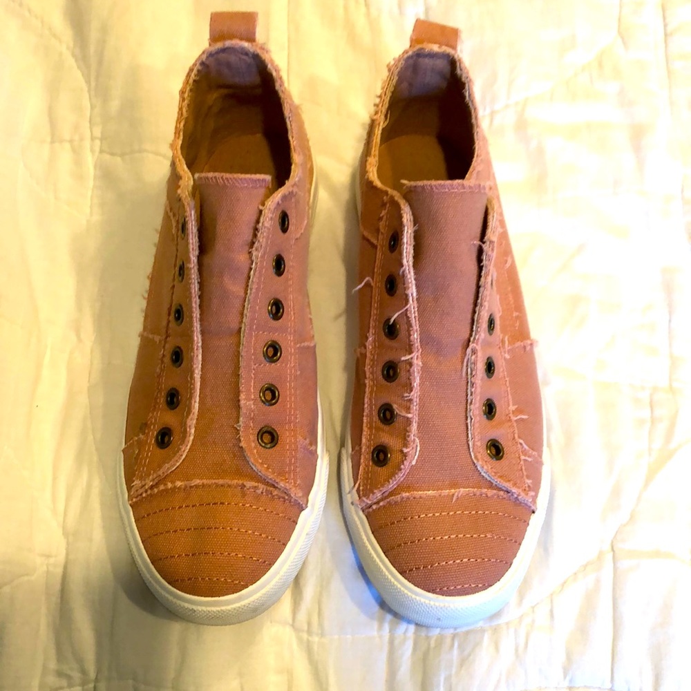 Dusty pink ladies slip on sneaker shoes